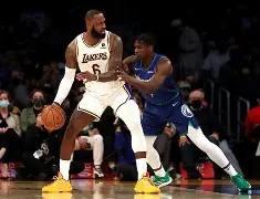 星空体育入口 -NBA常规赛窗口期走向成谜，波士顿凯尔特人主帅复盘，更衣室稳定，心理建设被强调(詹姆斯成为波士顿凯尔特人老板)